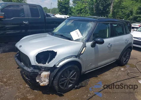 2015 Mini Countryman Cooper S из США, поврежденный, VIN WMWZC5C56FWP45910